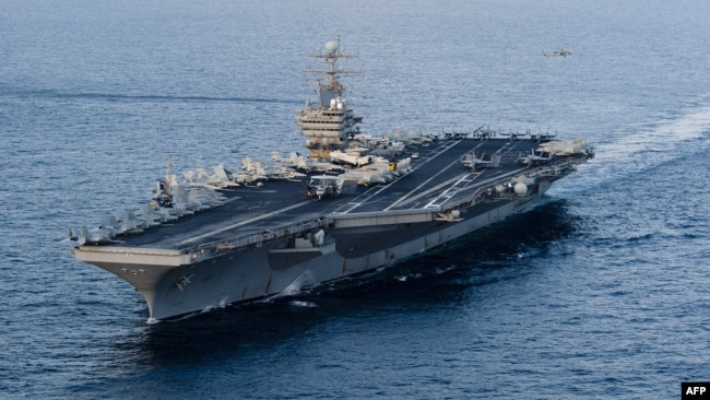 "USS Abraham Linkoln" təyyarədaşıyan gəmisi